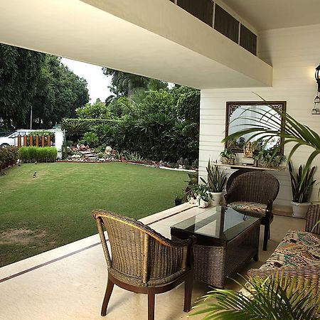 Ahuja Residency Golf Links Hotel New Delhi Eksteriør billede