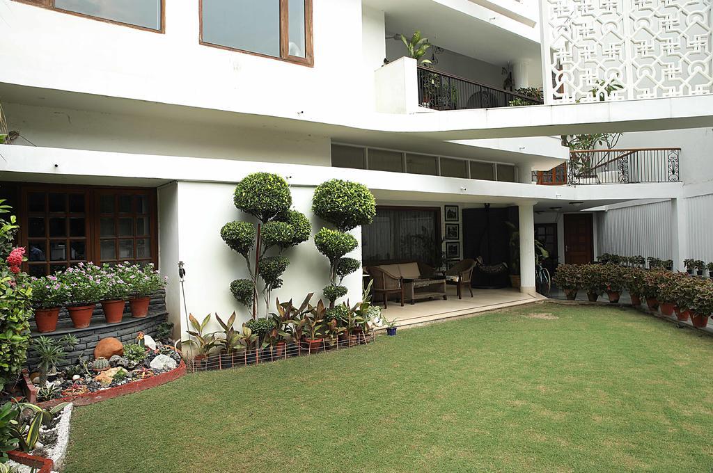 Ahuja Residency Golf Links Hotel New Delhi Eksteriør billede