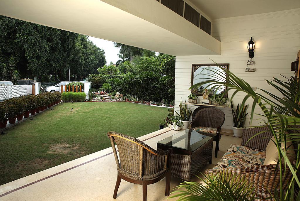 Ahuja Residency Golf Links Hotel New Delhi Eksteriør billede
