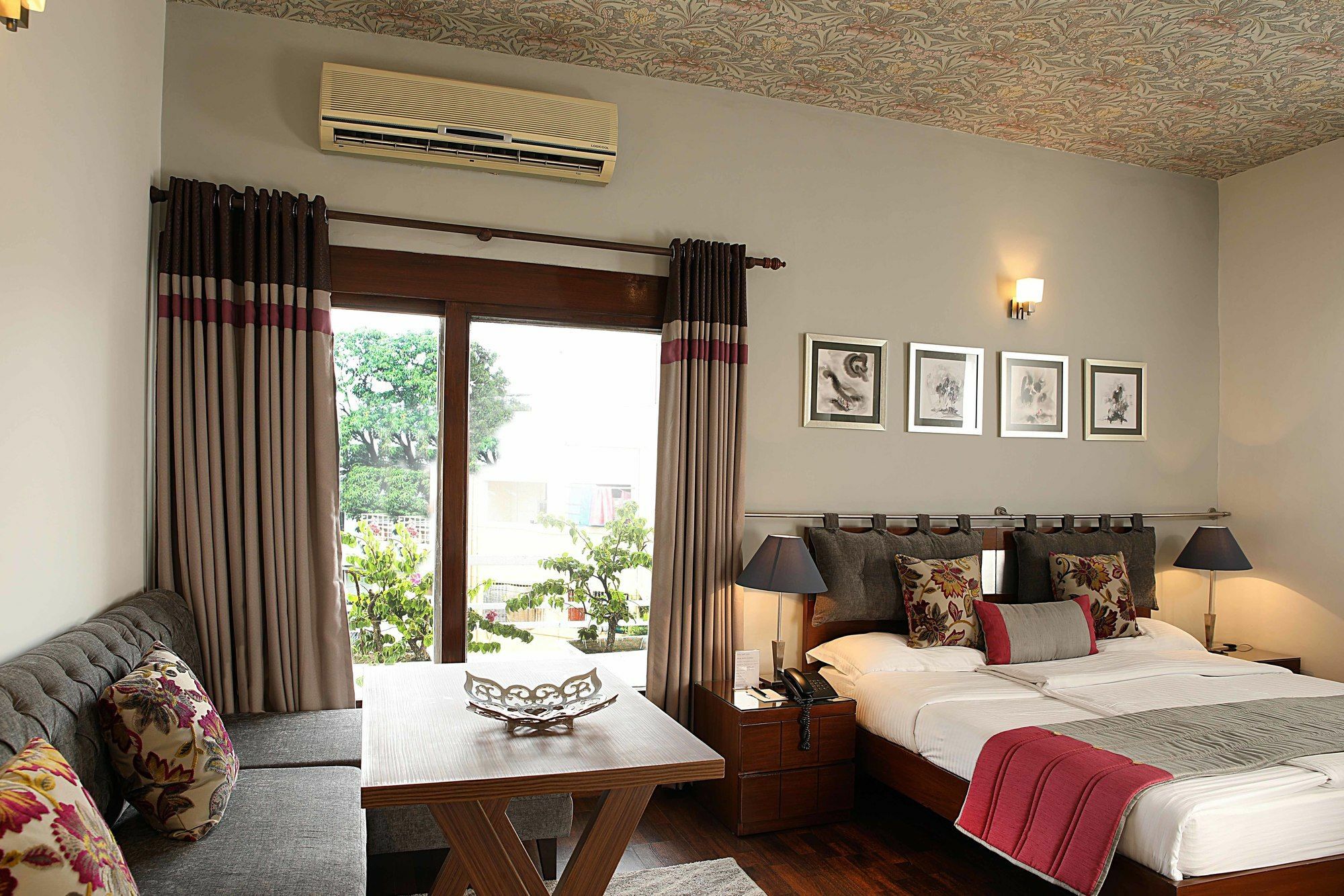 Ahuja Residency Golf Links Hotel New Delhi Eksteriør billede